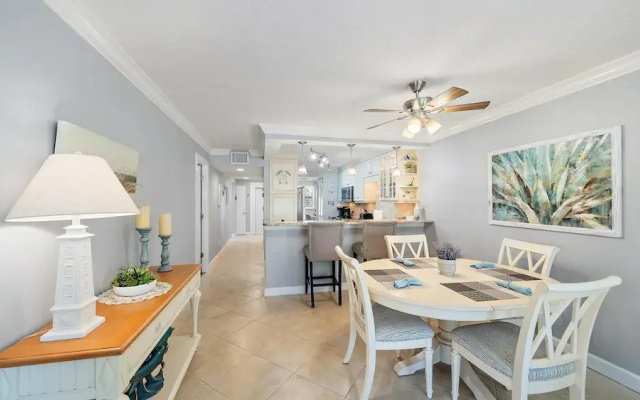 'bout Time 2 Bedroom Condo