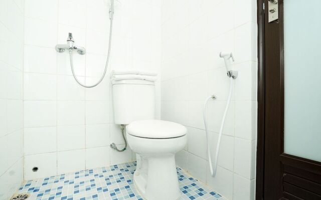 Oyo 473 Darmo Permai Guesthouse