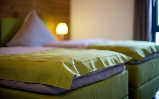 Châlets de la Liberté - Haus Garten