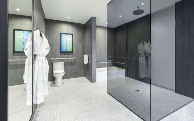 The Statler Dallas Curio Collection By Hilton