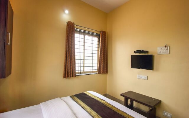OYO 12355 Hotel New Jagdamba Lodging