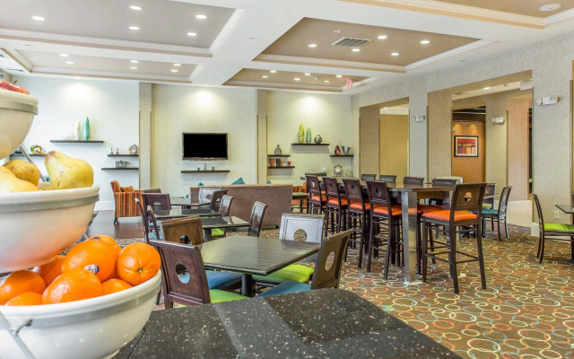 Comfort Suites Florence I-95