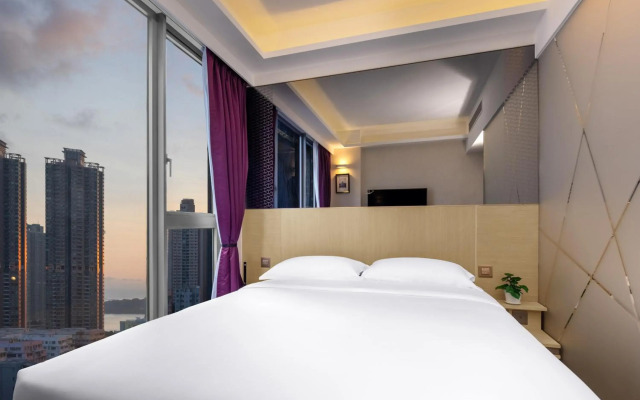 Starphire Hotel