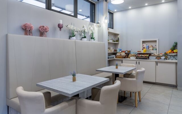 Preelook Apartments and Rooms