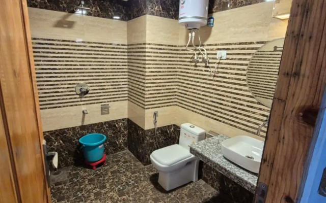 OYO 7138 Acharya Cottage