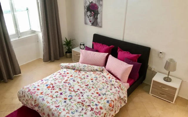 Gorgeous Townhouse Nr 53 - Hostel