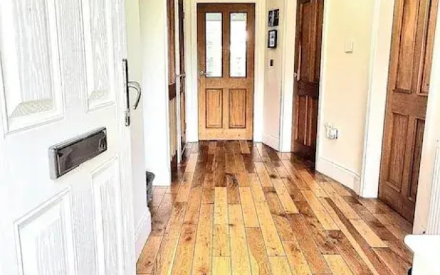 5-bedroom Family Holiday Home Sleeps 7 Garden Parking Pet Friendly North Wales