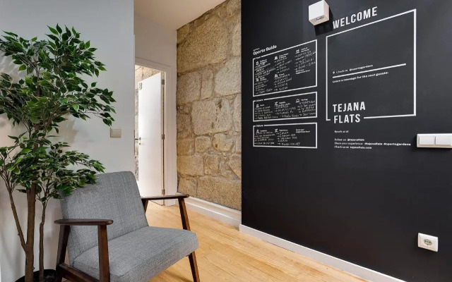 Oporto Gardens - Historical House