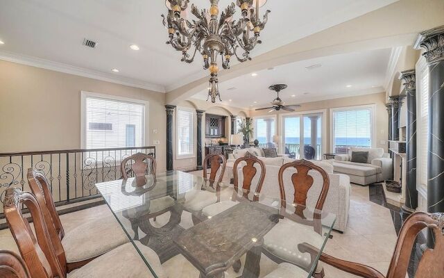 Casa de Cielo by RedAwning