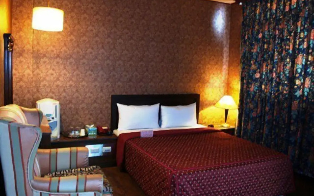 Hotel Lee - Chan