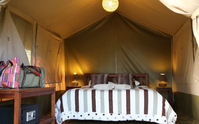 Wildebeest Eco Camp