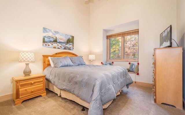 Glass Mountain Lodge