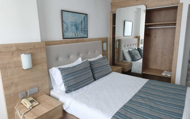 Ada Beach Hotel