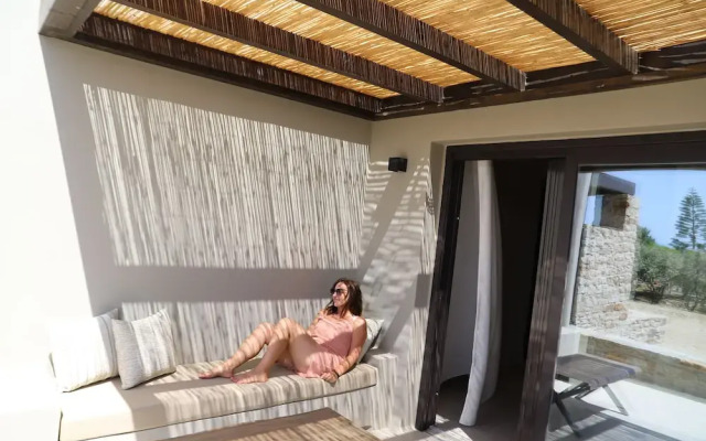 Faros Villa small hotel & restaurant