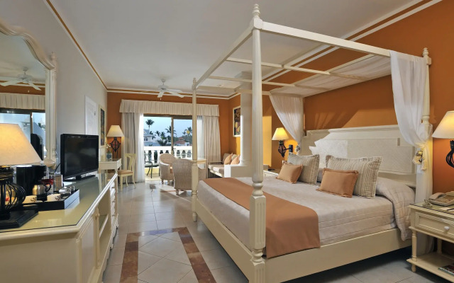 Bahia Principe Luxury Esmeralda - All Inclusive - Newly Renovated