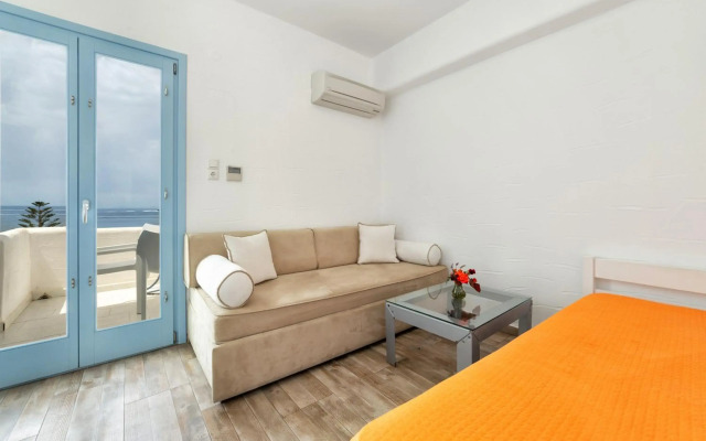 Stratos Studios & Apartments
