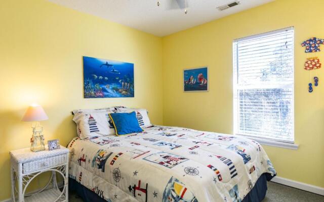 See Otter by Oak Island Accommodations