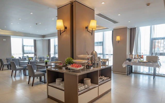 Homeinn Plus Hotel (Suzhou Wanda Plaza Subway Station)