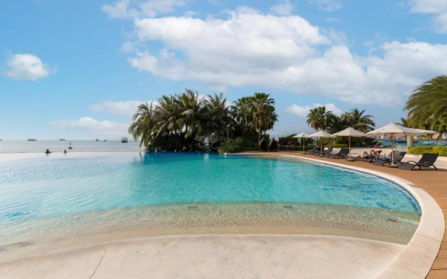 Sanya phoenix island yuejia holiday apartment
