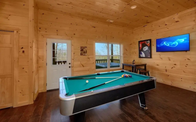 Alpine Pool Lodge Holiday home 2