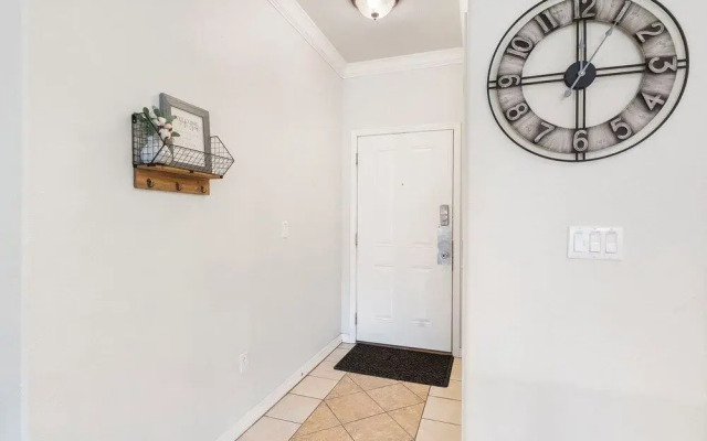 Branson Escape: Pool, Game Table, Sleeps up to 10!