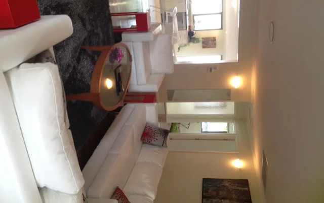 Montville Suites
