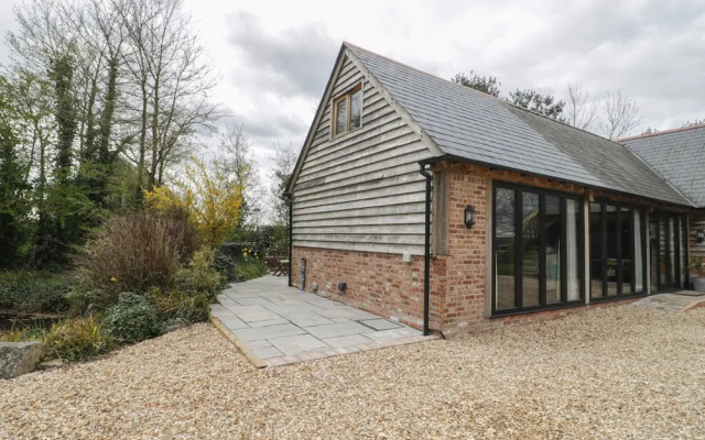 The Courtyard - Hilltop Barn