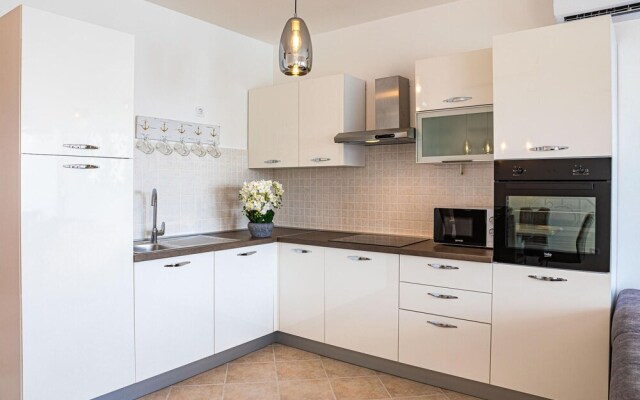 Stunning Apartment in Marina With Wifi and 3 Bedrooms