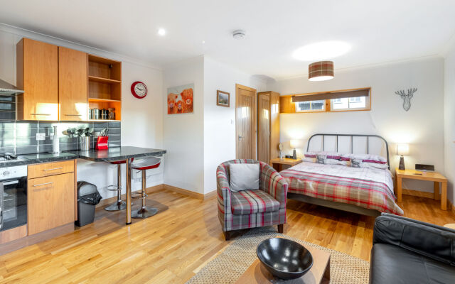 Loch Ness Wee Hideaway