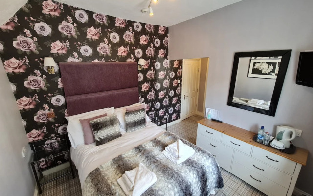 OYO Lavender House Hotel