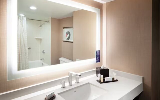 Embassy Suites by Hilton Houston Near the Galleria