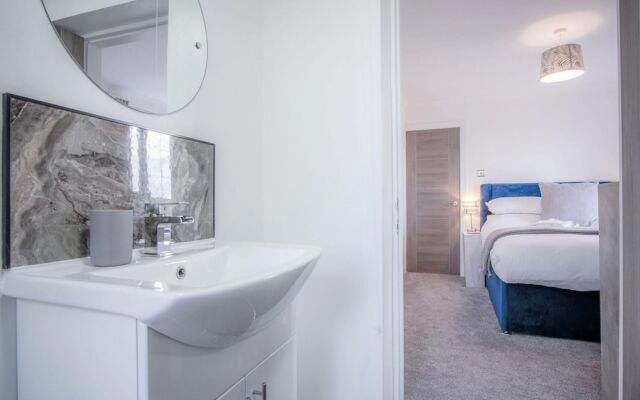 Vista Suite - 3 Bed Apartment - Ocean Breeze