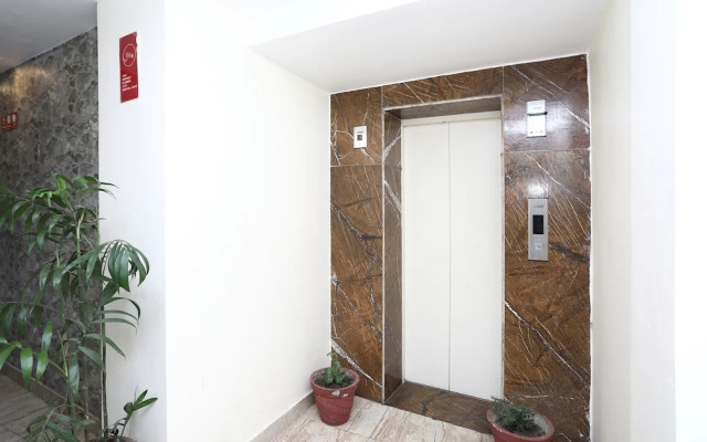 OYO 1722 Hotel Howard