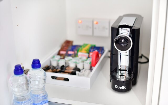 Just Stay Wales-Waterfront Villa-SA1