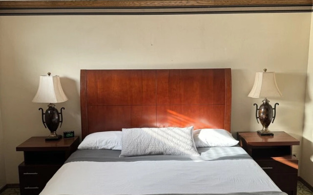 Fenway House Hotel