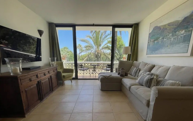 Beautiful Apartment With View
