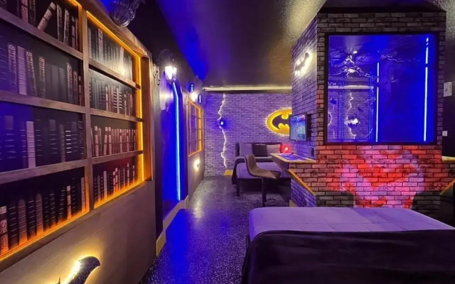 8 Bedrooms/ Champions Gate Home