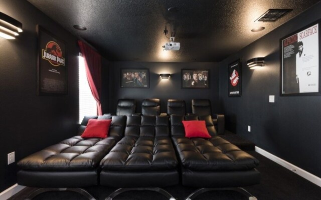 Champions Gate-9048sltstdjil 8 Bedroom Home