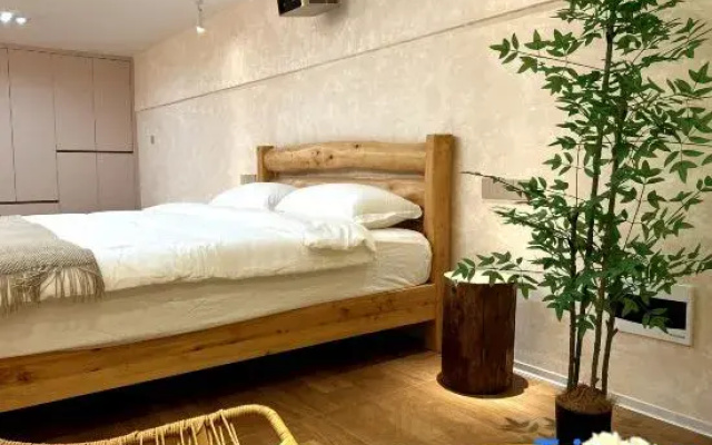 Heshi Homestay (Bishan Subway Station)