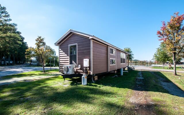 Coosa At River Rocks Landing 1 Bedroom Bungalow