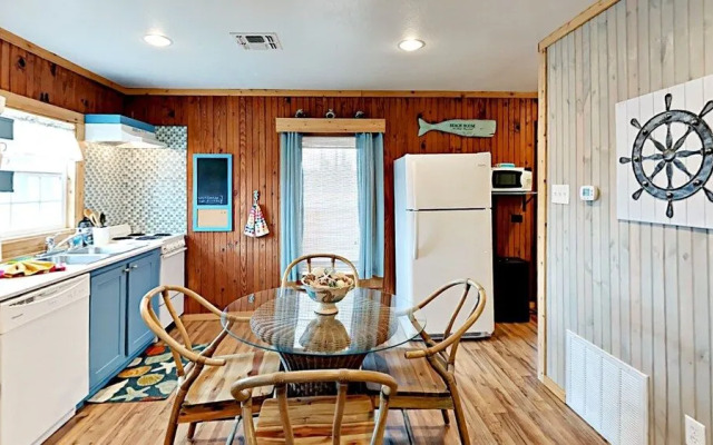 Sunrise Cabana by RedAwning 