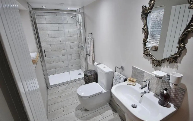 EasyRest Apartments Spalding - Whole Private House - Sleeping 5