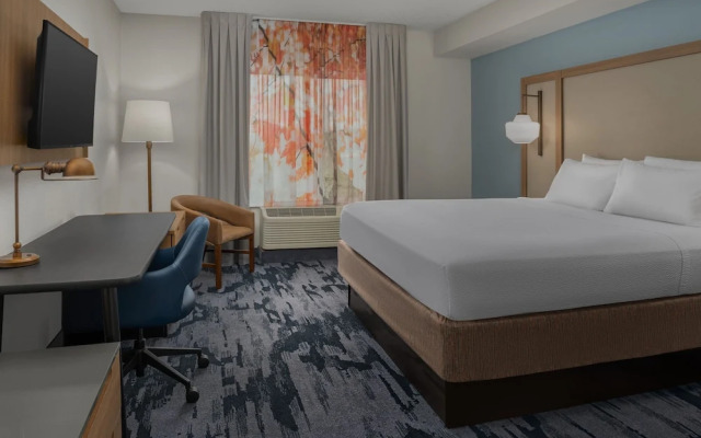 Fairfield Inn & Suites Roanoke North