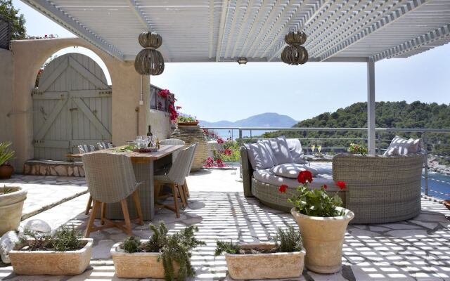 Braunis Horio Villas