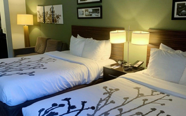 Sleep Inn & Suites Queensbury - Lake George