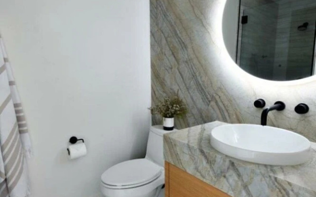 Luxury Cardiff By-the-sea Ocean View Parkhouse