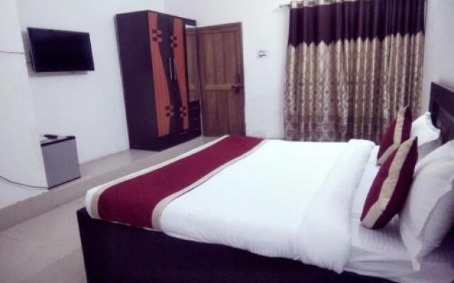 UIT Rest House And Restaurant Hotel