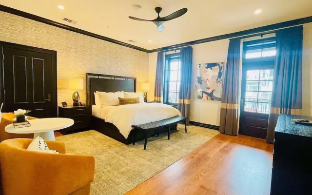 Emigrant Boutique Hotel