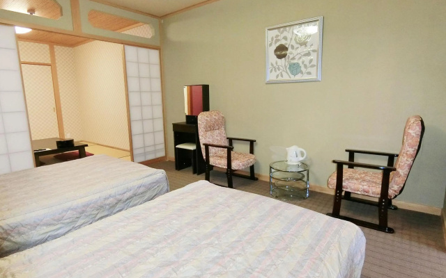Yurakuan Miyazaki – Guest Rooms – Miyazaki