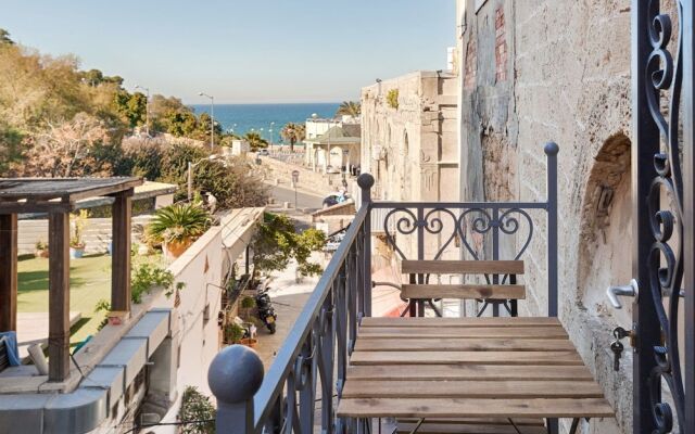 Welcome to Old Jaffa - stay at my place